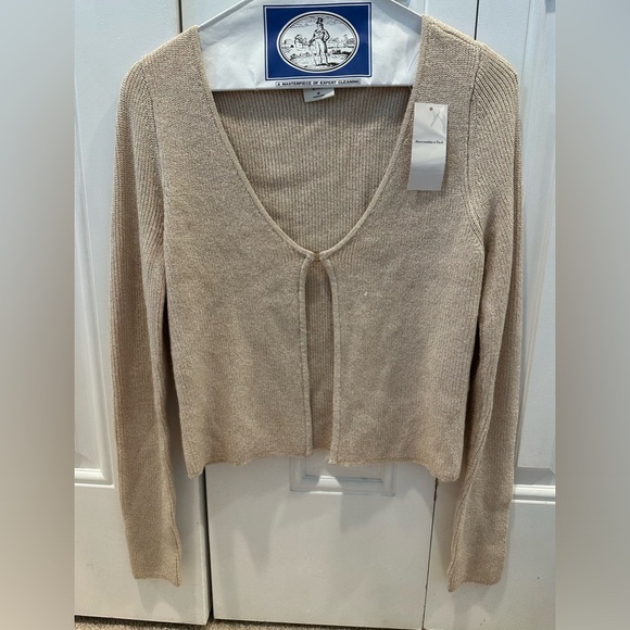 Abercrombie & Fitch Sweaters - Abercrombie & Fitch Cream gold sparkle cardigan M NWT